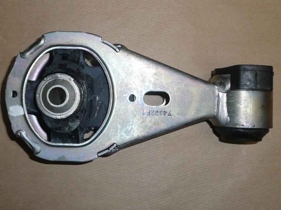 Buy Renault 113560009R – good price at EXIST.AE!