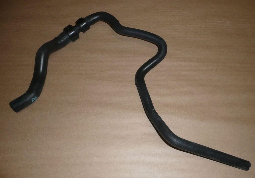 Coolant hose Renault 82 00 133 998