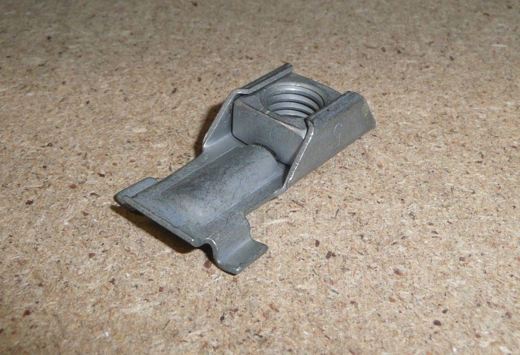 Nut Citroen/Peugeot 6941 81