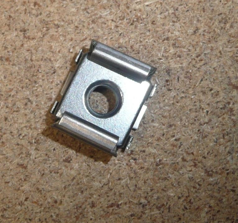 Nut Citroen/Peugeot 6941 C0