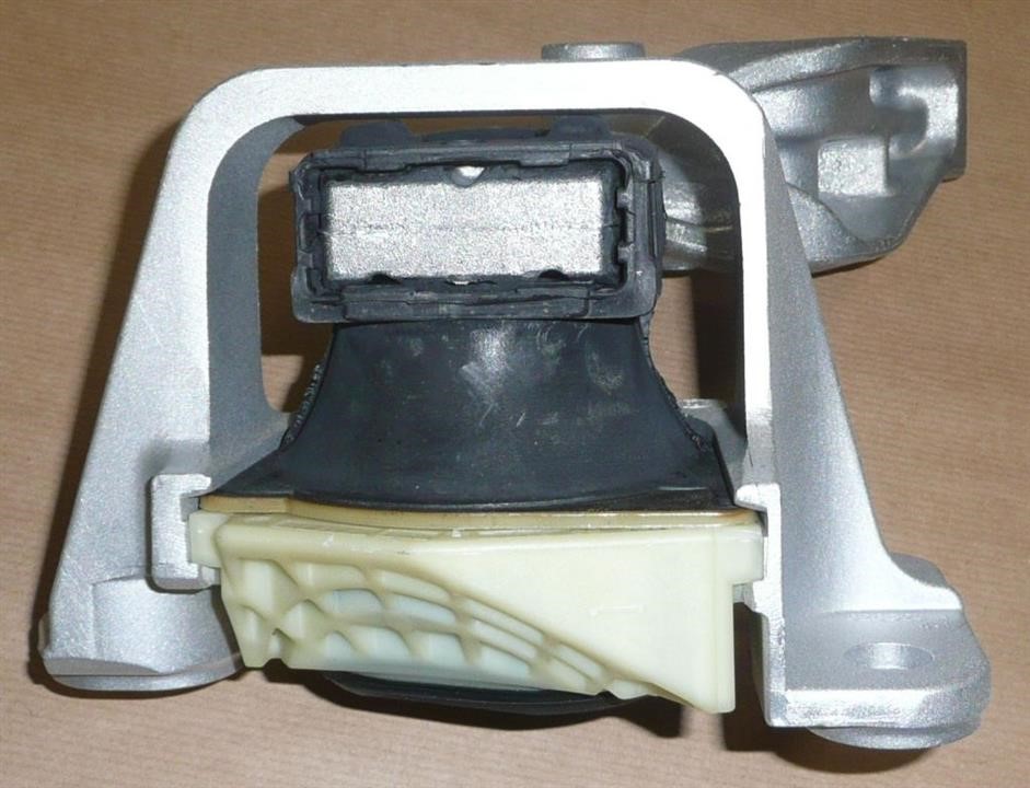 Engine mount bracket Renault 11 21 000 62R
