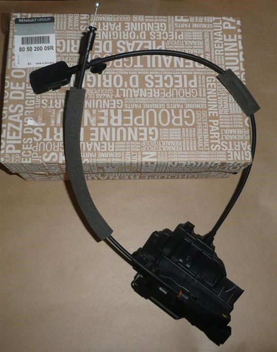 805020009R Renault Front right door lock