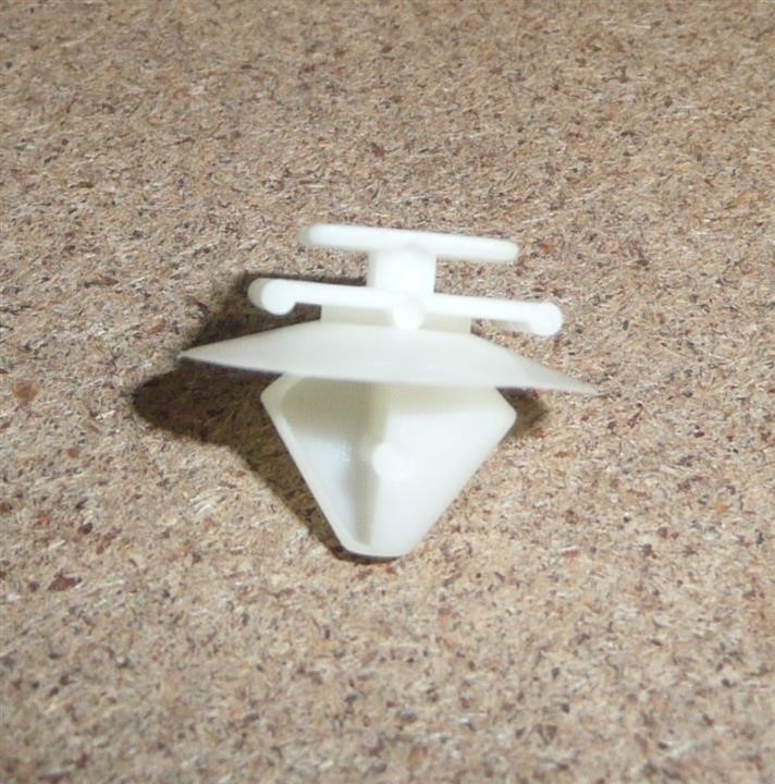 Auto part Citroen/Peugeot 8251 EN