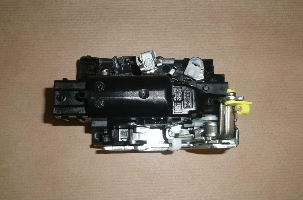 Buy Renault 82 00 727 504 at a low price in United Arab Emirates!