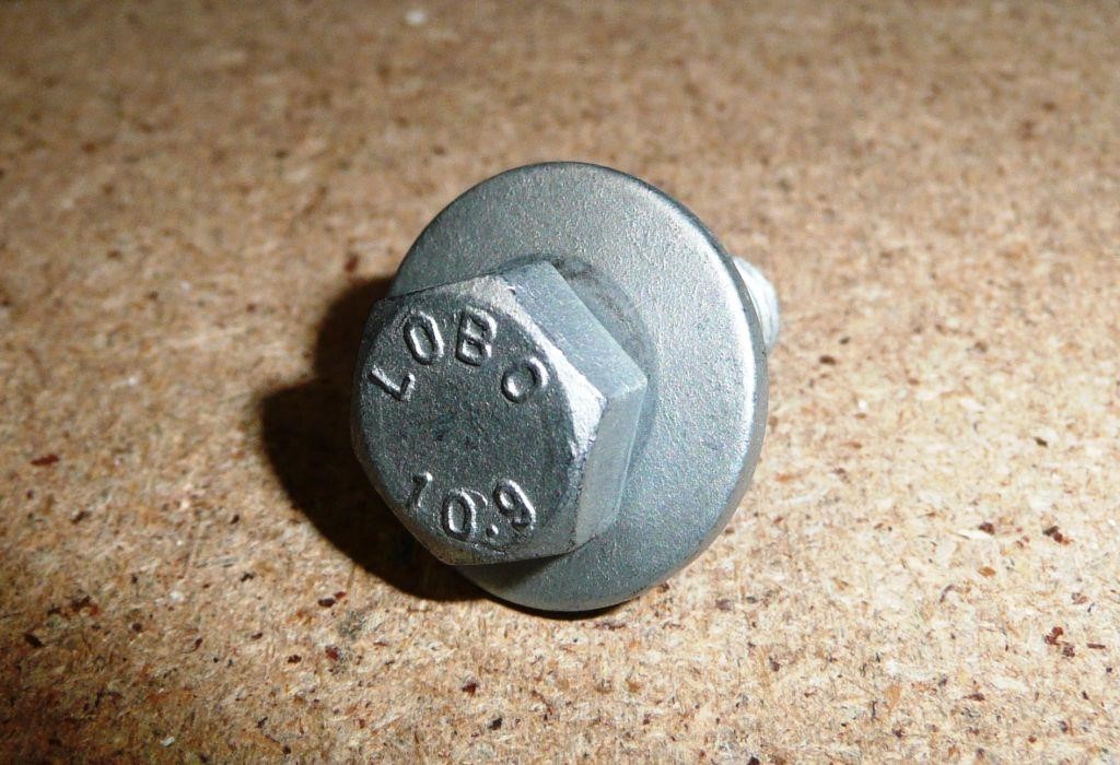 Bolt Citroen/Peugeot 9023 YG