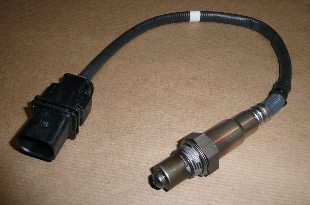 Buy Renault 226A47292R – good price at EXIST.AE!