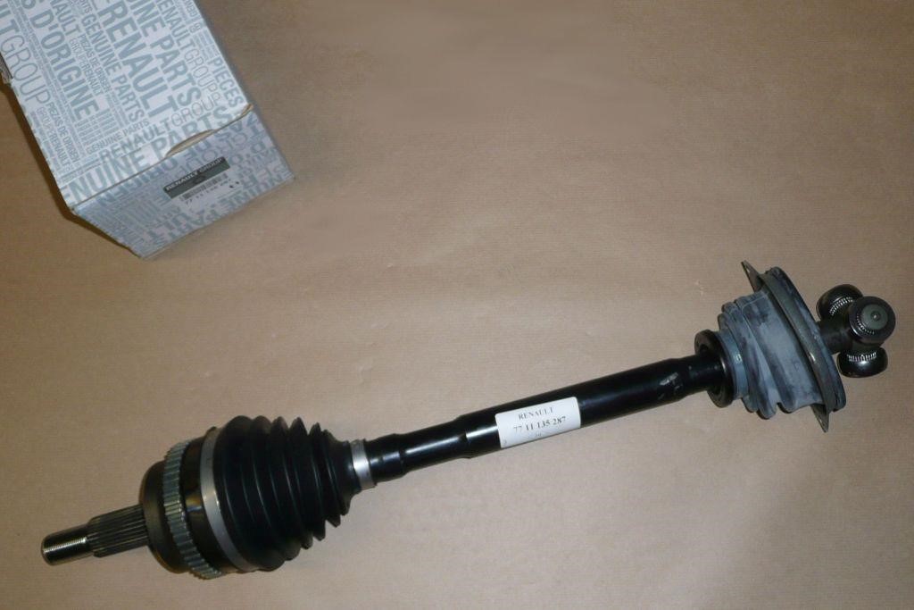 Renault 77 11 135 287 Drive shaft 7711135287