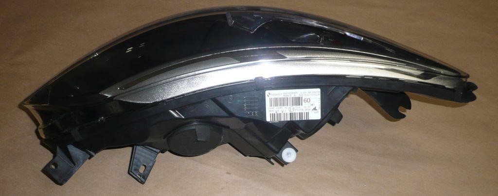 Headlamp Renault 26 01 050 66R