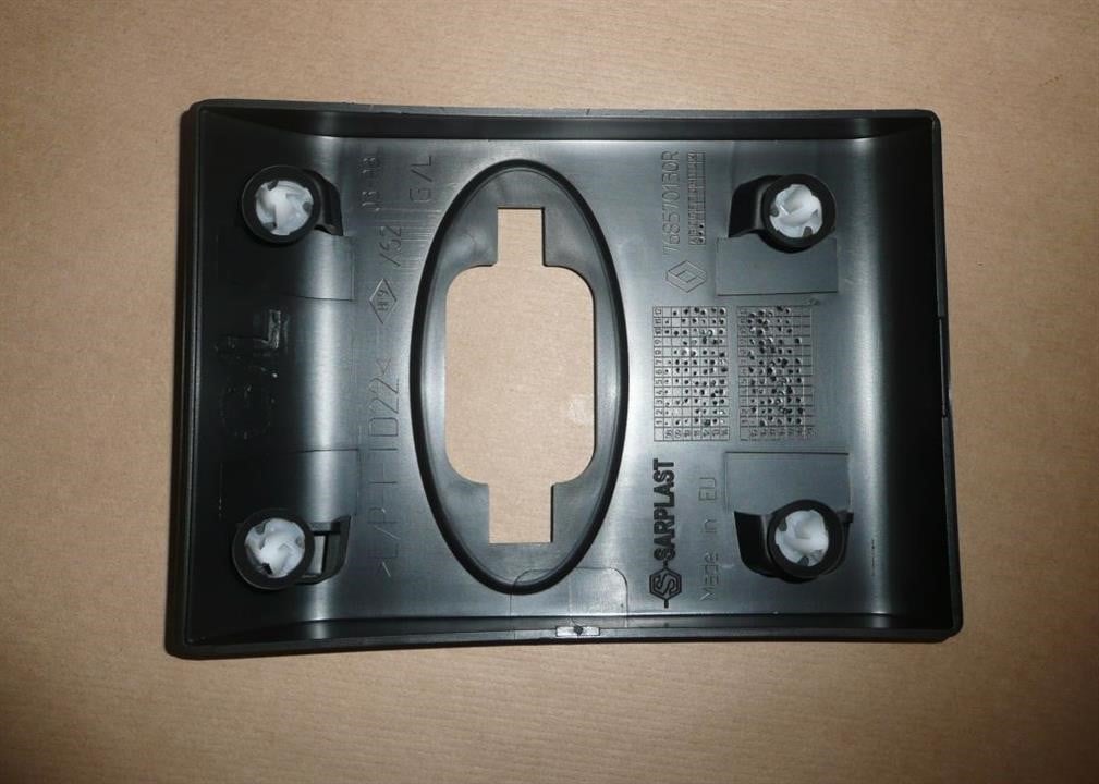 Buy Renault 76 85 701 30R at a low price in United Arab Emirates!