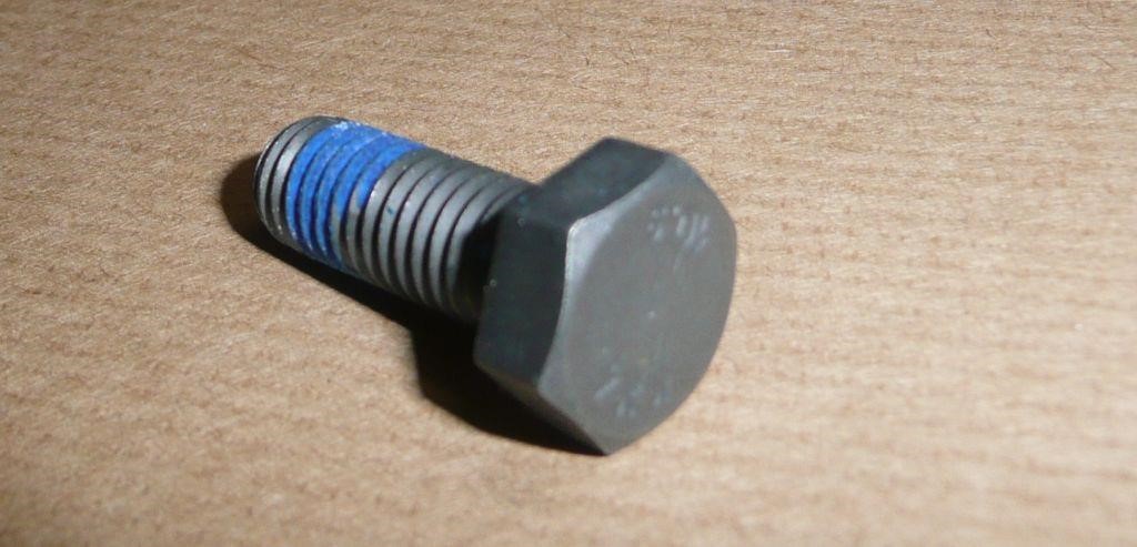 Buy Renault 77 01 020 243 at a low price in United Arab Emirates!
