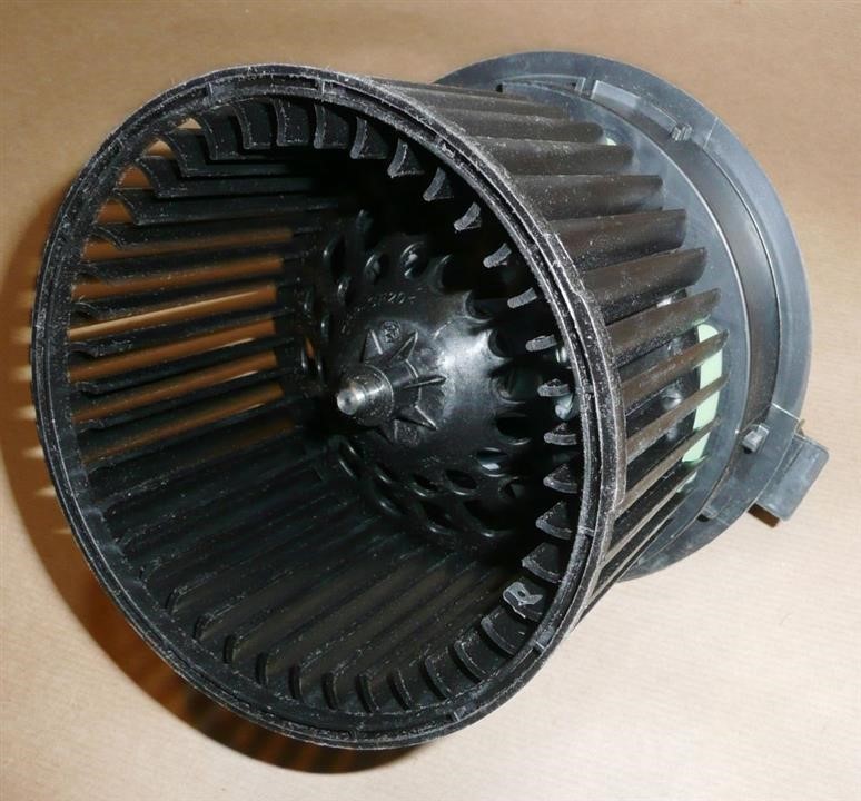 Electric motor Renault 27 21 009 75R