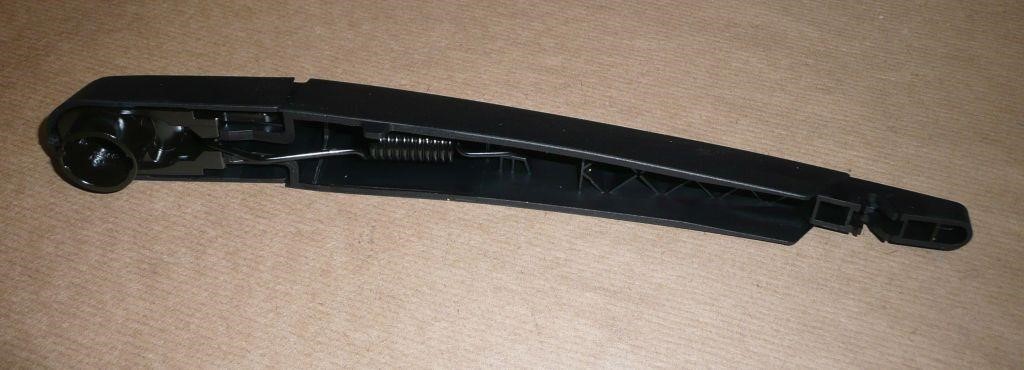 Buy Renault 28 78 153 04R at a low price in United Arab Emirates!