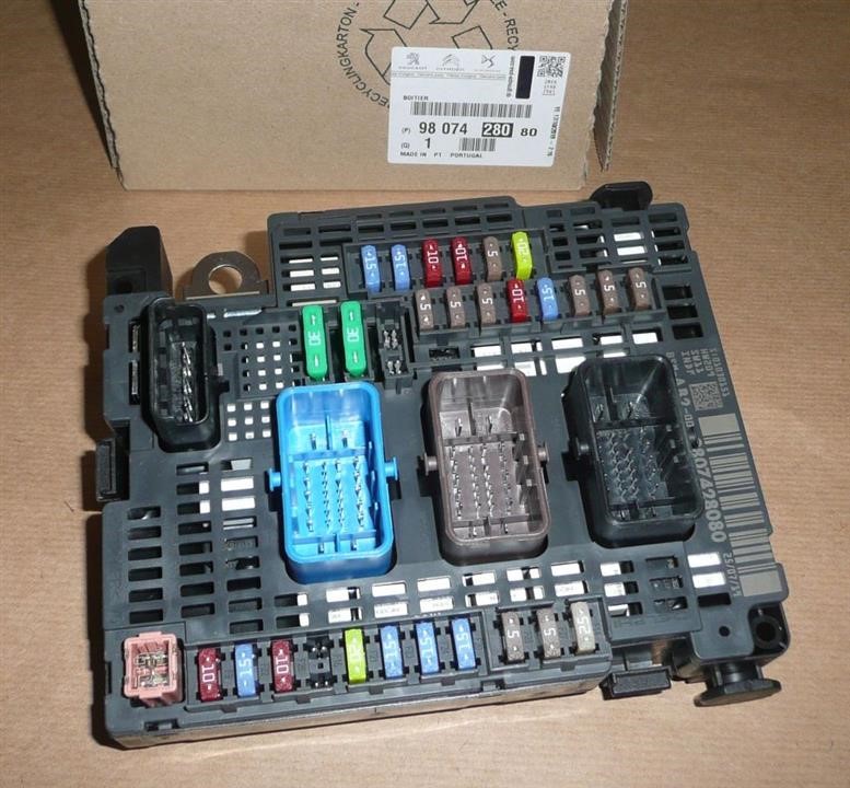 Fuse box Citroen/Peugeot 98 074 280 80