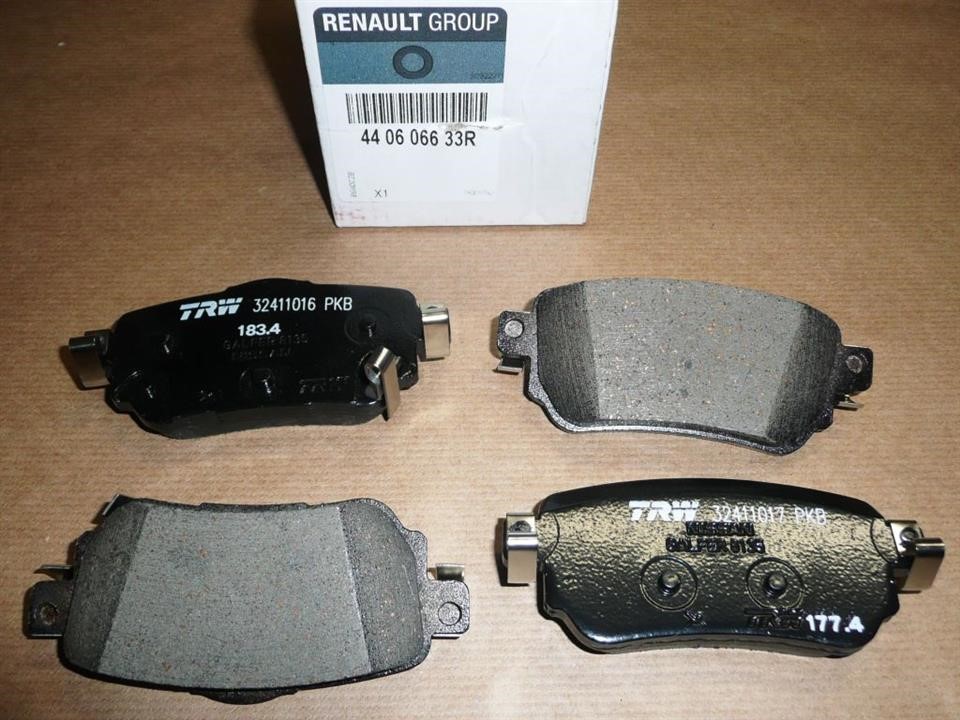 Renault 44 06 066 33R Disc brake pad set 440606633R