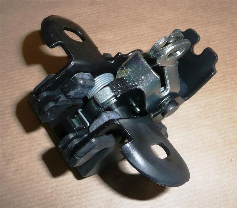 Buy Renault 82 00 031 626 at a low price in United Arab Emirates!