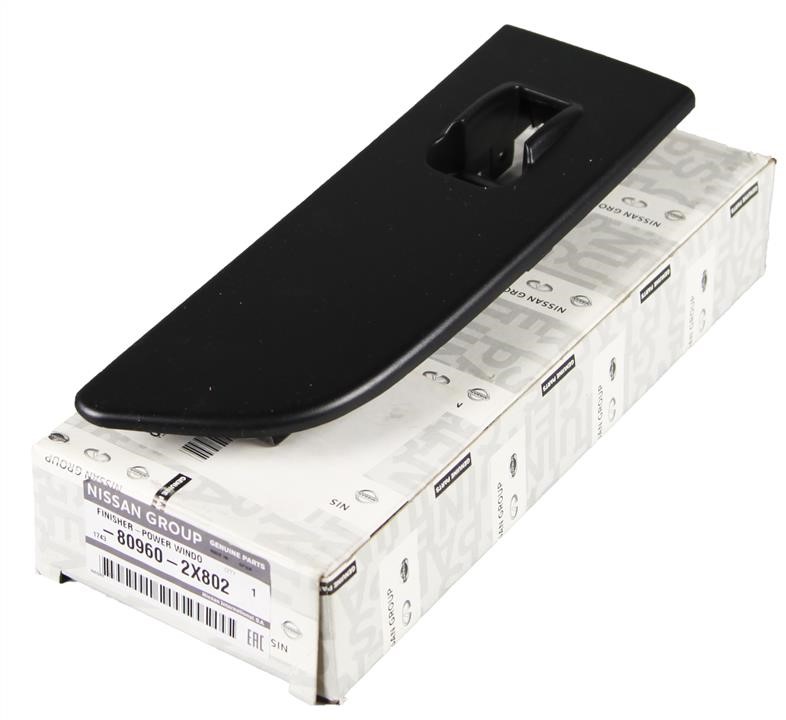 Buy Nissan 809602X802 – good price at EXIST.AE!