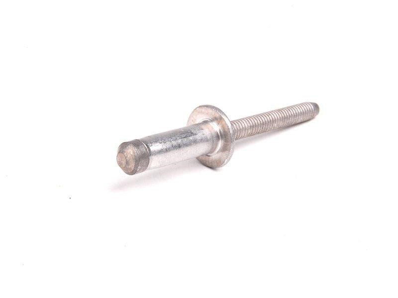 07147077319 BMW Rivet