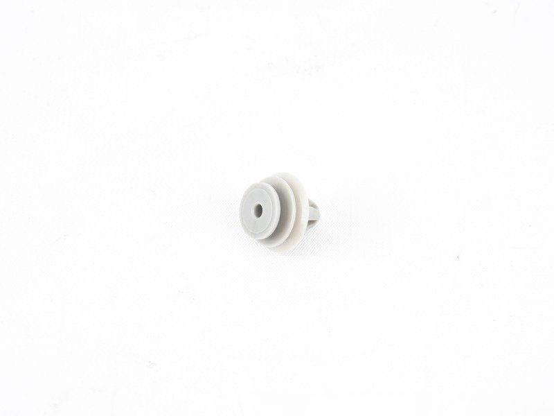 07147443710 BMW Clip