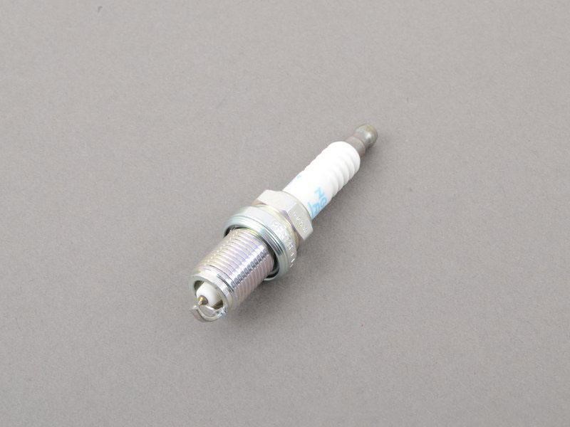 12120035747 BMW Spark plug