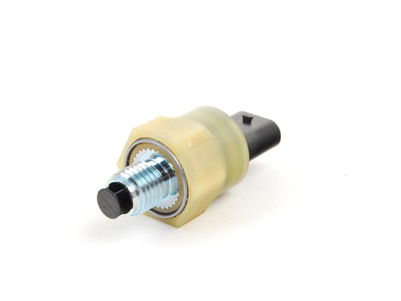 BMW 12 61 8 613 333 Oil pressure sensor 12618613333 12618613333 BMW Oil pressure sensor