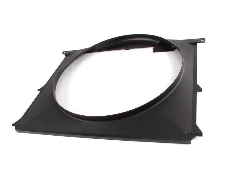 17101715321 BMW Radiator diffuser