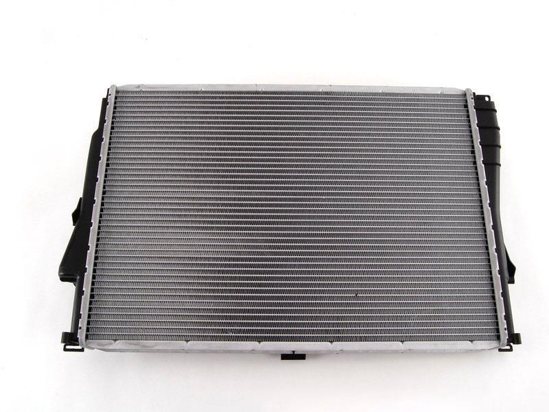 BMW 17 10 2 228 941 Radiator, engine cooling 17102228941