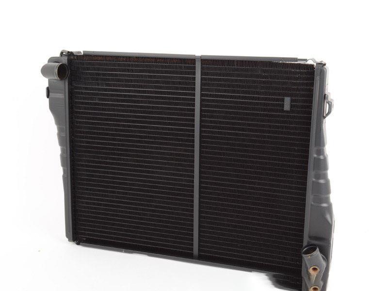 17111121295 BMW Engine cooling radiator