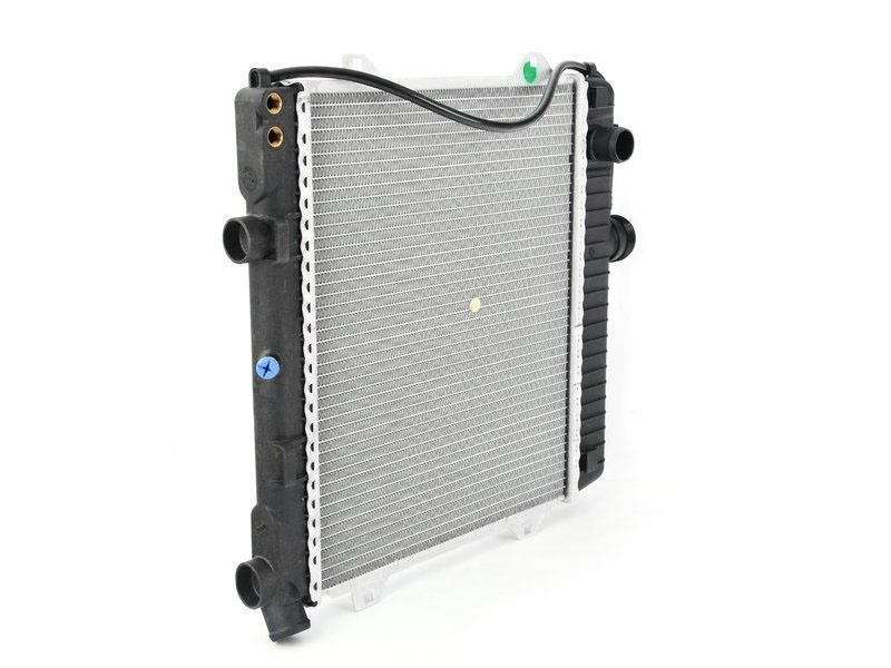 17111709336 BMW Engine cooling radiator