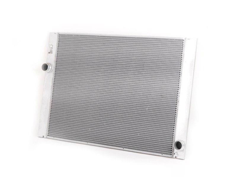 17117519212 BMW Engine cooling radiator