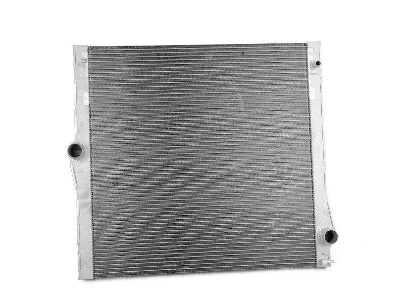 17117585036 BMW Engine cooling radiator