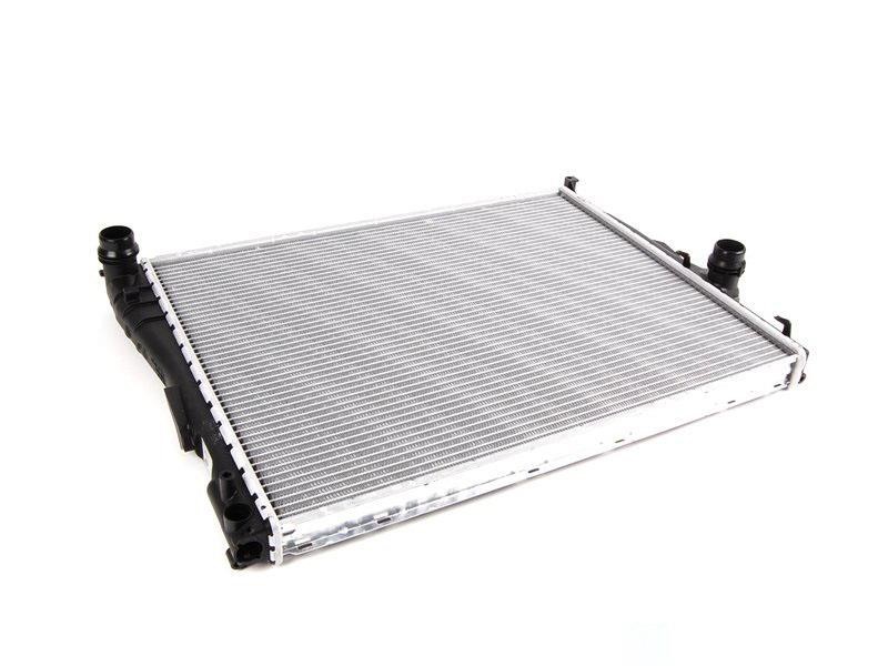 17119071518 BMW Engine cooling radiator