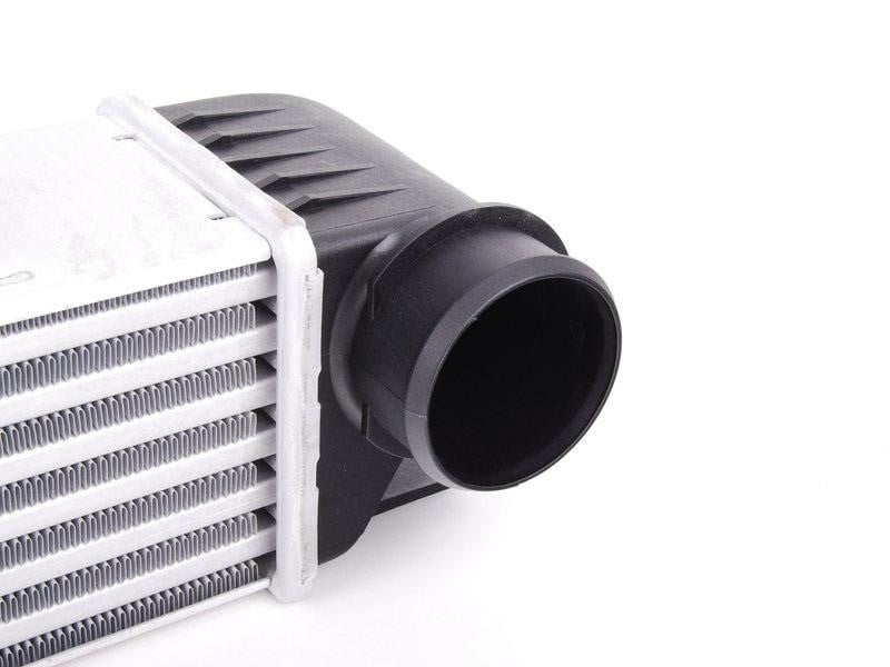 17512247359 BMW Intercooler, charger
