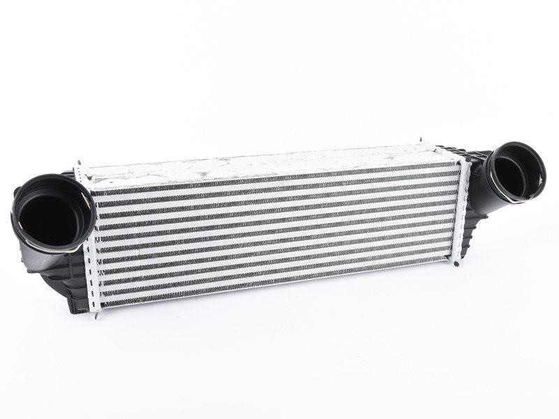 17517805150 BMW Intercooler, charger
