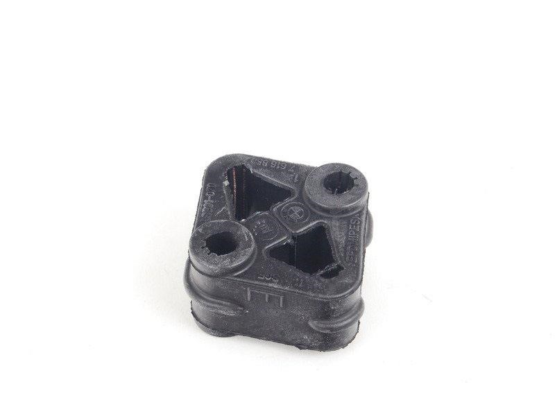 BMW 18 30 7 616 850 Silent block 18307616850 18307616850 BMW Silent block