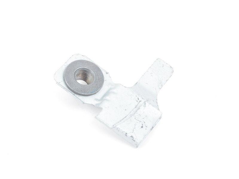 BMW 31 10 6 783 592 Nut 31106783592 31106783592 BMW Nut