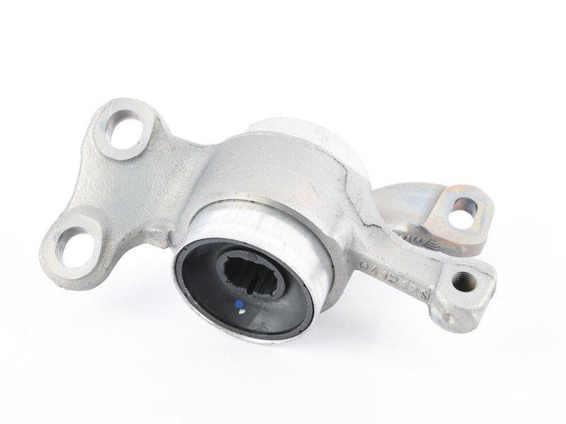 BMW 31 12 6 882 843 Control Arm Bracket 31126882843 31126882843 BMW Control Arm Bracket