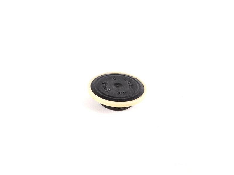 41007140848 BMW Plug