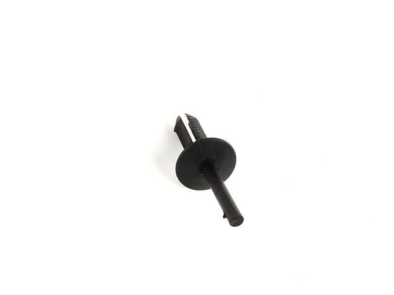 51117068126 BMW Rivet