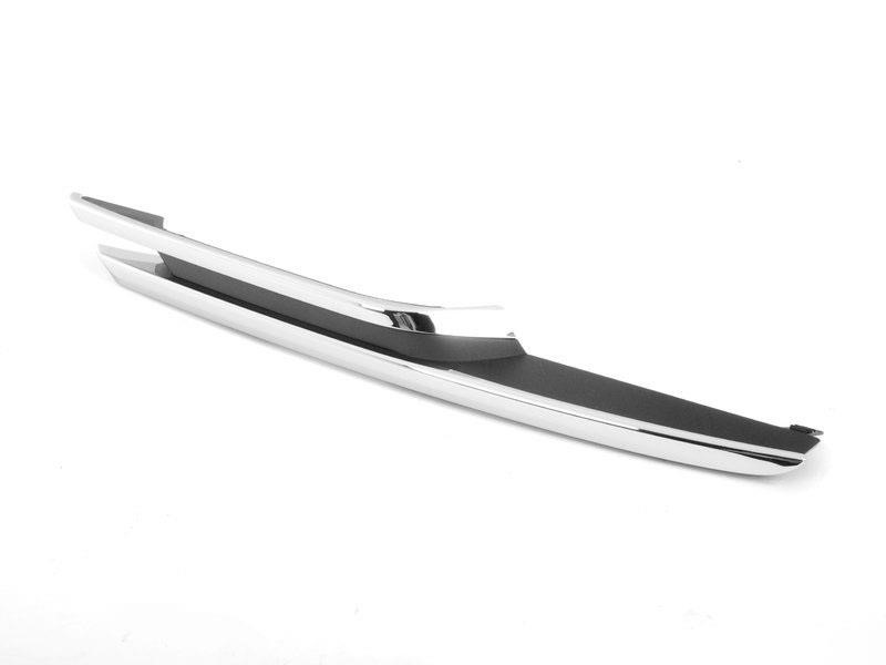 51117279698 BMW Front bumper grill