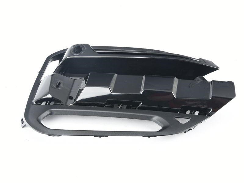 Radiator grill BMW X3: 51117420871 BMW Front bumper grill