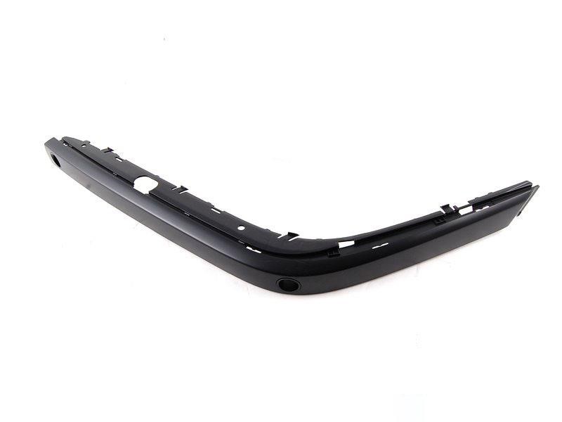 BMW 51 11 8 170 555 Front bumper trim 51118170555 51118170555 BMW Front bumper trim
