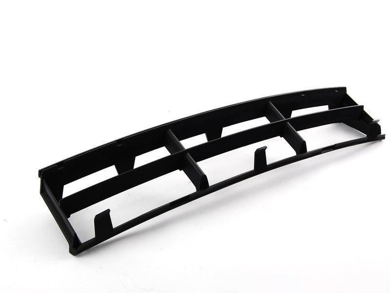 Bumper mesh BMW 5 series: 51118235671 BMW Front bumper grill