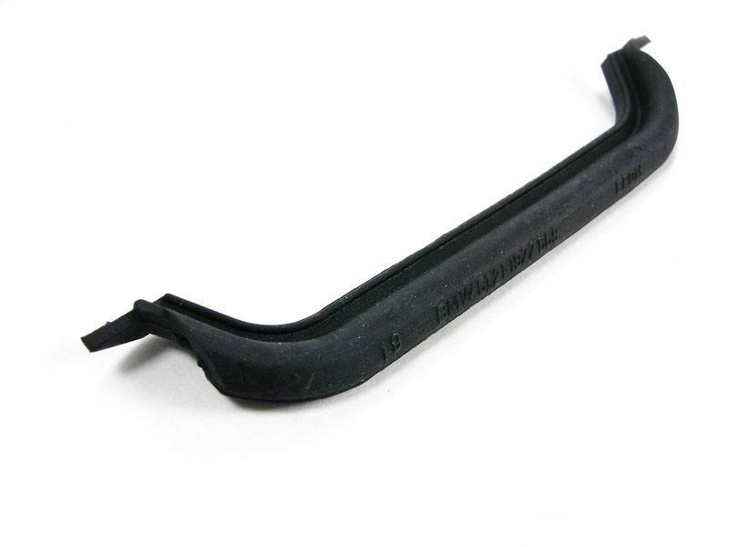 51211977669 BMW Door seal