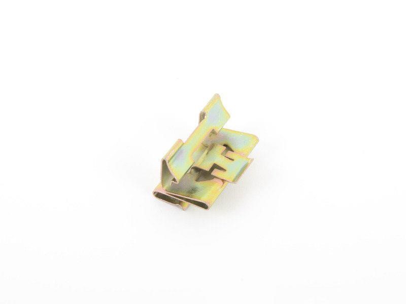 51218107857 BMW Clip