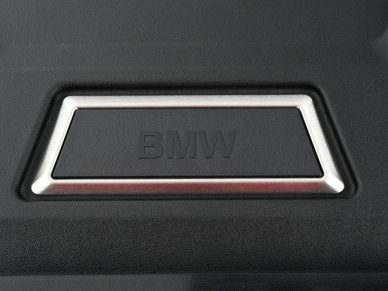 51472458568 BMW Carpet luggage