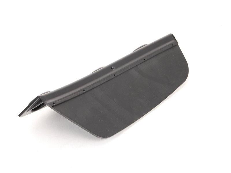 51627213654 BMW Cover