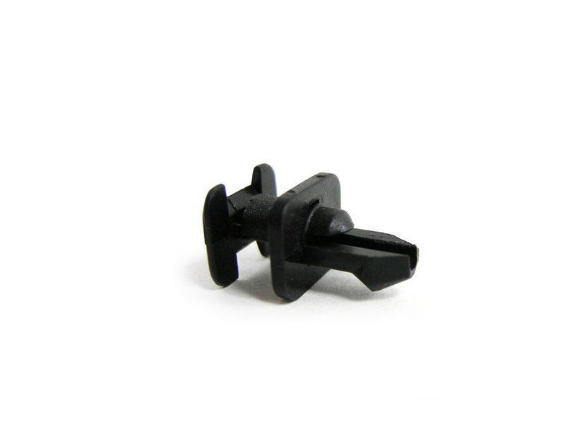 51711928946 BMW Clip