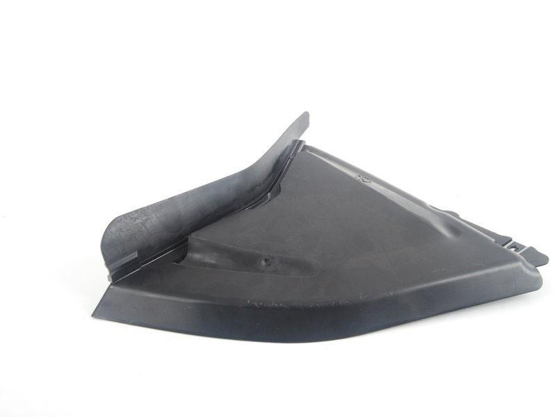 51717203951 BMW Cover