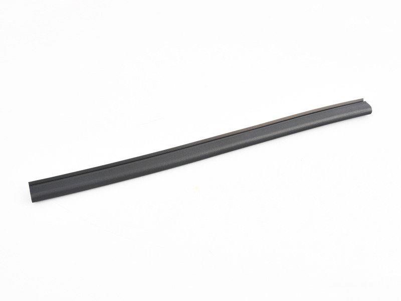 51767294511 BMW Bonnet seal left