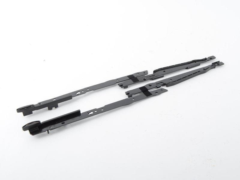 54107306685 BMW Manhole cover guide
